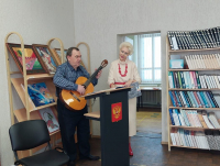 3 декабря в Центральной библиотеке им. Н.А. Зворыкина состоялась творческая встреча с поэтом-бардом Сергеем Глебовым "Я вернусь, просоленный ветрами..."