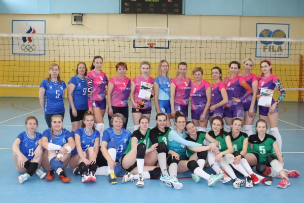 Удомельские волейболистки выступили на Кубке Новгородской области