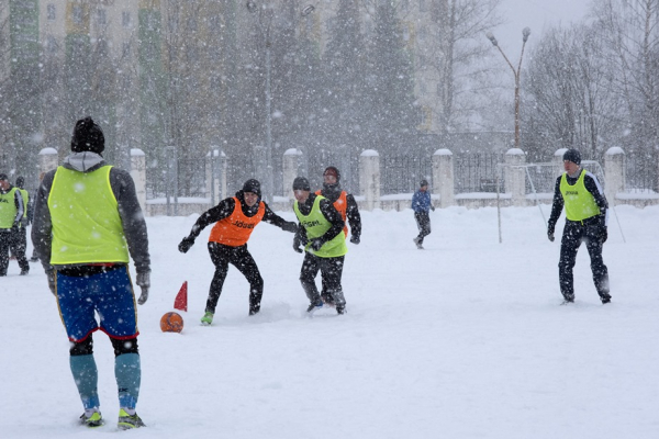 В Удомле  прошел традиционный чемпионат по мини-футболу на снегу