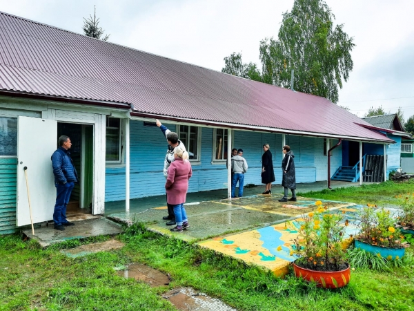 10 сентября 2020 года состоялась приёмка работ в рамках капитального ремонта кровли здания Дома культуры в деревне Мишнево