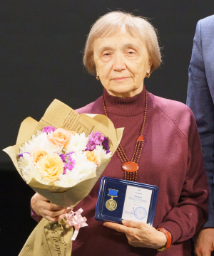 Имя на Доске почёта: Татьяна Бай