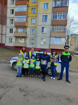 В детском саду &laquo;Улыбка&raquo; &laquo;Родительский патруль&raquo; и Удомельская Госавтоинспекция провели профилактическое мероприятие