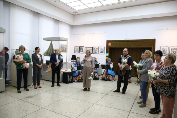 Выставка живописи в Твери от удомельских мастеров в манере Григория Сороки