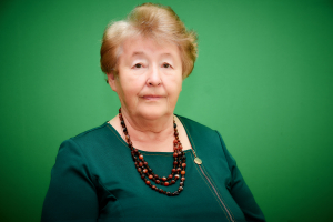 Имя на Доске почёта: Нина Крестенина