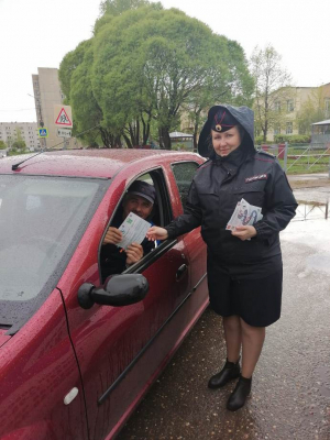 Сотрудники Удомельской Госавтоинспекции  контролировали перевозку детей.