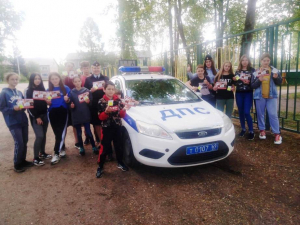 Сотрудники Удомельской Госавтоинспекции поздравили воспитанников Удомельского детского дома с Днем защиты детей.