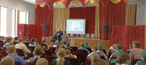 Сотрудники Госавтоинспекции и педагоги г. Удомля провели занятие &laquo;Правила движения &ndash; законы улиц и дорог&raquo;