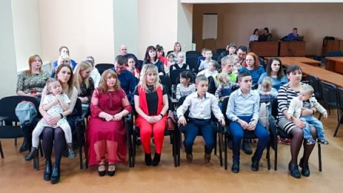 В 2020 году 17 молодых семей Удомельского округа получили субсидии на улучшение жилищных условий