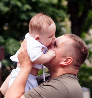 В преддверии Дня отца в Тверской области стартовала фотоакция