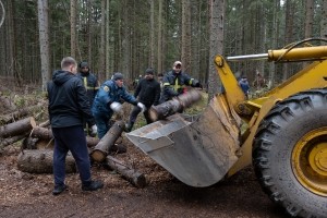 На территории аэродрома по инициативе Калининской АЭС прошел масштабный субботник