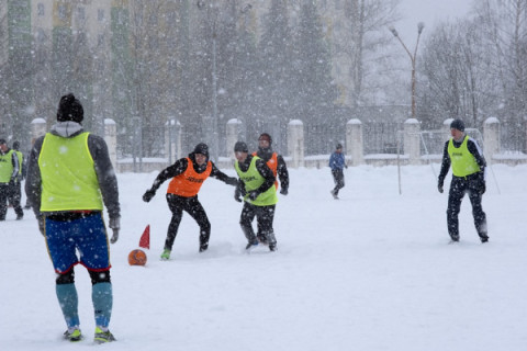 В Удомле  прошел традиционный чемпионат по мини-футболу на снегу