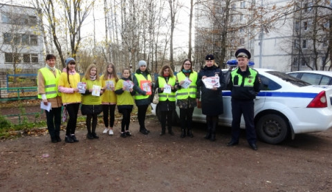 Сотрудники ГИБДД провели профилактическое мероприятие  &laquo;Детское кресло&raquo;