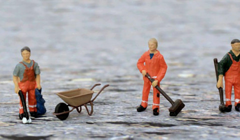 Требуются на постоянную работу