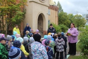 В Удомле  первоклассники  начальной школы &laquo;Садко&raquo; совершили &laquo;Путешествие в страну Светофорию&raquo;