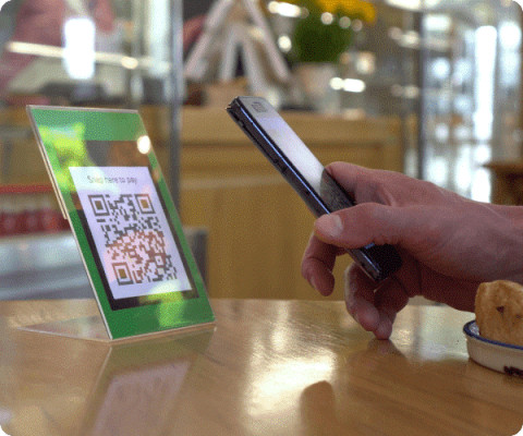 Объем безналичных операций тверичан превысил 45 млрд рублей