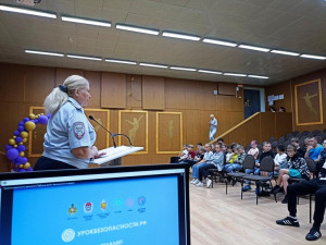 Ребята из удомельской первой школы в лагере повторили ПДД