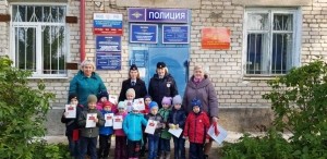 Воспитанники удомельского детского сада &laquo;Буратино&raquo; побывали на экскурсии в ГИБДД