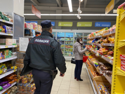 14 октября в Удомле была проведена проверка объектов розничной торговли на соблюдение масочного режима