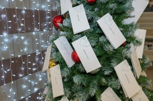 Благодаря акции &laquo;Елка желаний&raquo; у детей исполнились новогодние мечты