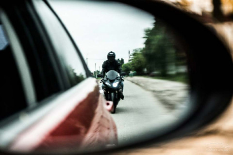 Будьте внимательны: на дорогу возвращаются водители двухколесной техники!