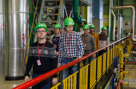 ❗️В прошлом году правительство и Центральный банк по поручениям Президента подготовили меры по стабилизации ситуации в сфере финансов.   ❓Чего удалось добиться:  ?Нормализовать работу кредитных организаций, валютного и фондового рынков. ?Избежать б