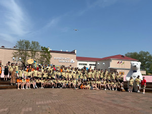 Космонавты с борта МКС приветствовали ребят - участников патриотического слёта!