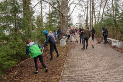 Молодые атомщики и школьники Удомли  присоединились к масштабной экологической акции &laquo;Зеленая весна - 2021&raquo;