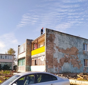 Устранение аварийной ситуации в доме №15 в деревне Ряд