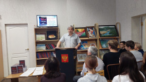 Презентация книги Алексея Крючкова "Душа окаянная: жизнь и стихи Владимира Соловьева".